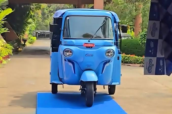 Bajaj WEGO P9018 Electric Auto (photo Credit: Bajaj  Auto)