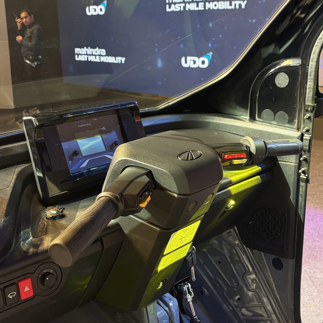 Mahindra UDO Electric Auto Rickshaw